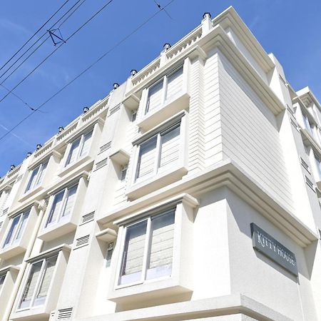 Kitty House Hotell Calcutta Exteriör bild