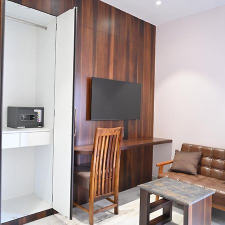 Kitty House Hotell Calcutta Exteriör bild