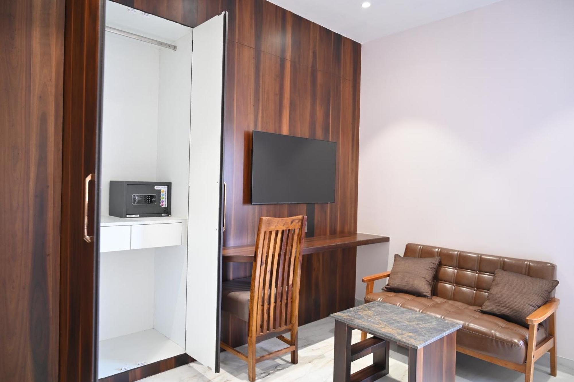 Kitty House Hotell Calcutta Exteriör bild