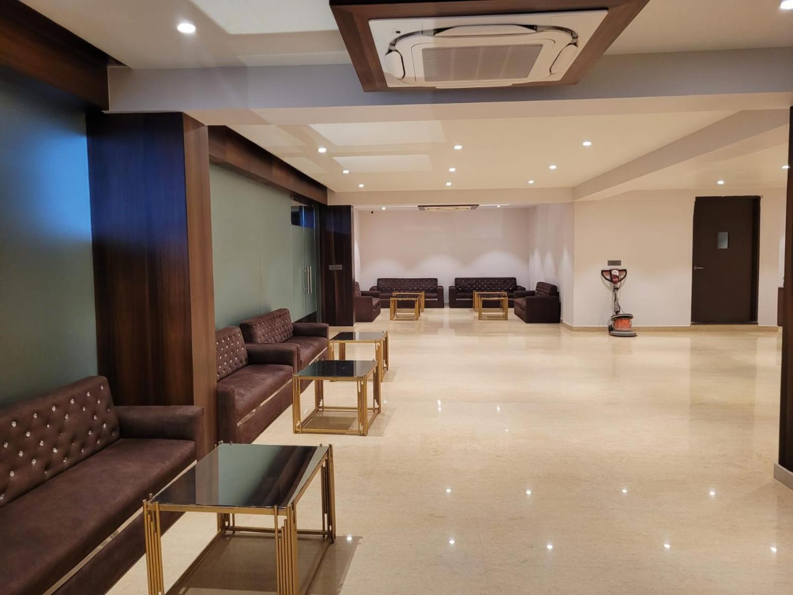 Kitty House Hotell Calcutta Exteriör bild